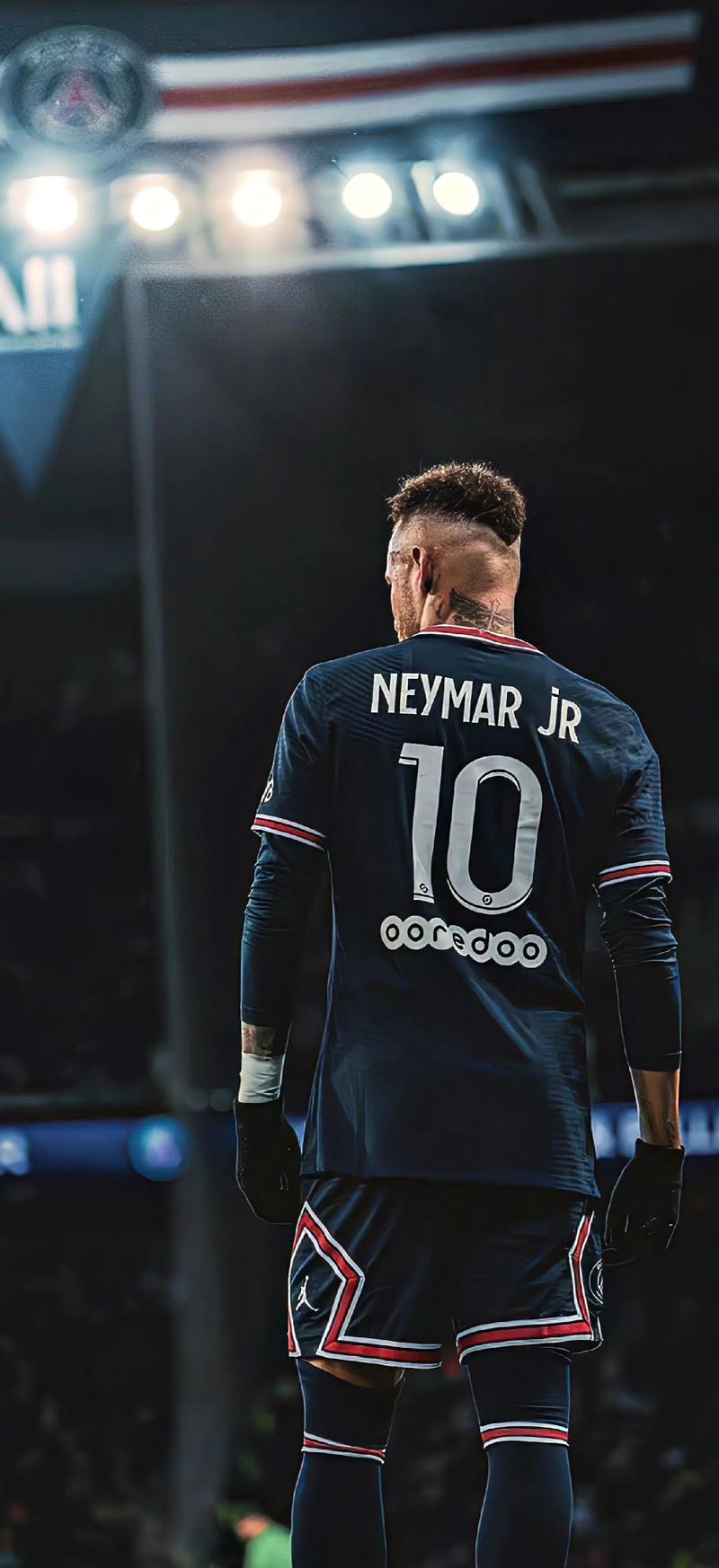 梅西达成400助攻成就，历史第一！（梅西完成第400次助攻，史上第一人！）